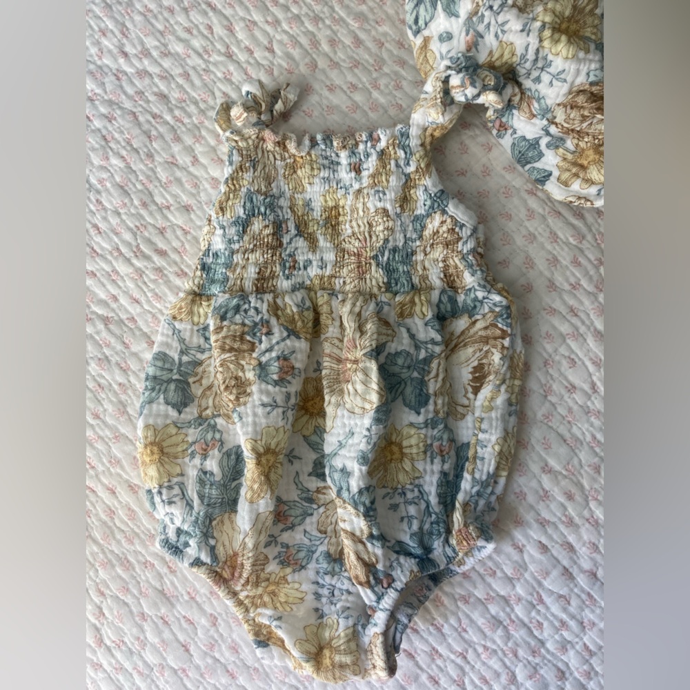 Floral Smocked baby outfit